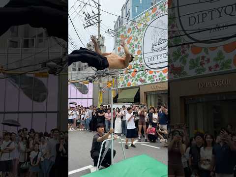 성수 길거리 마비시킨 철봉 퍼포먼스 ㄷㄷ😱 (Crowd Shock in Seoul)