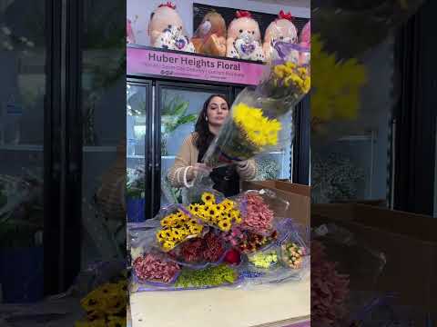 Process $800 Worth Of Flowers W/ Me! 💐🌺 #flowers #flowershop #flowershopowner #proccessingflowers