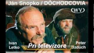 Dôchodcovia  Pri televízore Ján Snopko