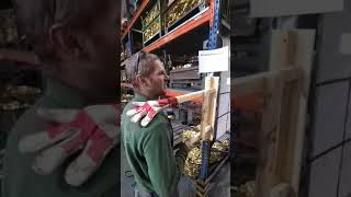 Unsere selbstentwickelte Eigenlobmaschine 😂 Jederzeit sofort einsatzbereit und nachhaltig 😆