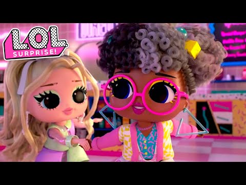 Meet Gracie Skates! 🛼💛 | L.O.L. Surprise! Tweens