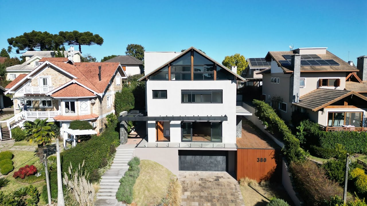 Casa condomínio Saint Moritz em Gramado 4 suítes 423 m2 área construída