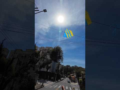 Muita linha no pipa gigante