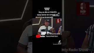 TBT del maestro  en la escuela 😂😂