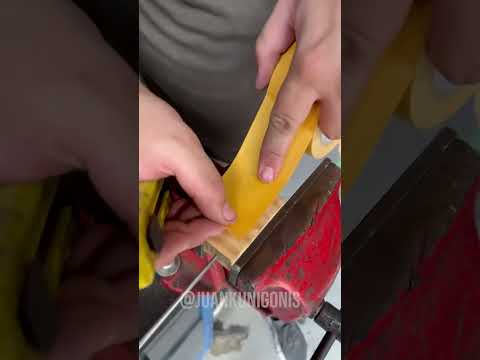 Testei o super amolador de facas feito de MADEIRA