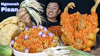 NGEUNAH PISAN EUY⁉️ MAKAN 1 EKOR AYAM KRISPI SAMBEL PEDAS + 6 BUNGKUS MIE PEDAS LALAPAN KUCAI MENTAH