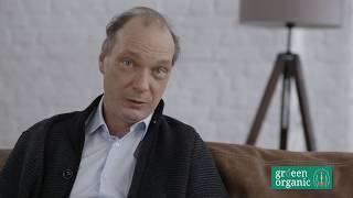 Martin Brambach spricht über Rückenprobleme