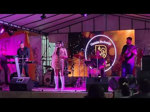 Fiesta Patronal en CDE 50 años de Barrio San Miguel-Heidy Ocampos y su grupo. 