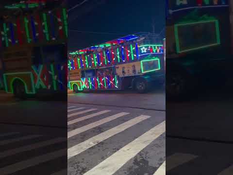 Fofão só esperando a carreta passar pra dançar #criança #shorts