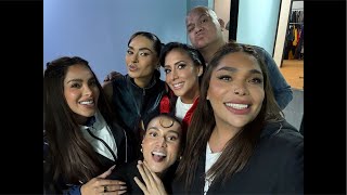 Maquillándome en mi camerino