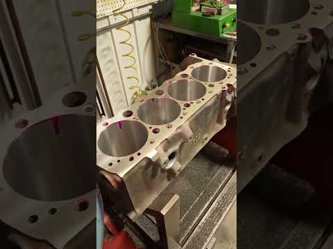#shorts Why You Should ALWAYS Use A Torque Plate On A 400 SBC