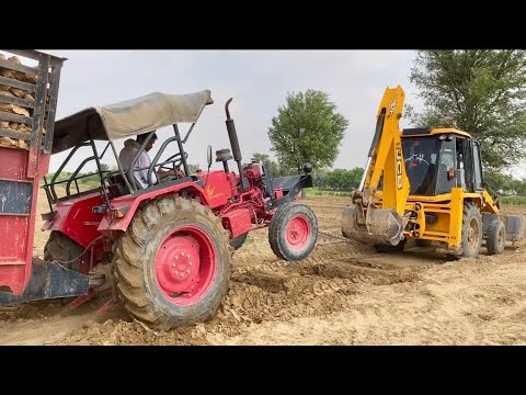 Mahindra 575 tractor got badly stuck in wet mud and JCB Machine Video