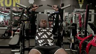 Chest press declinata da seduto