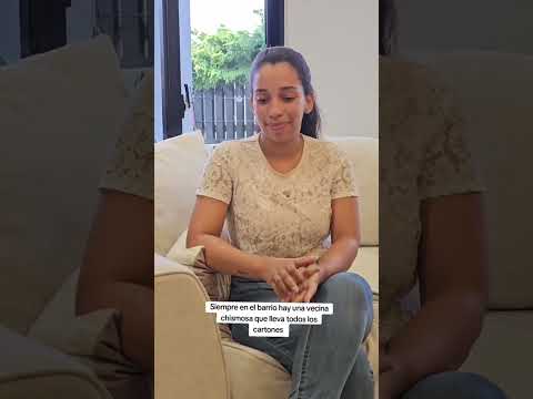 Siempre en el barrio hay una vecina chismosa que lleva todos los cartones.  #vida #reflex