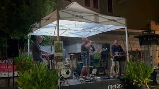 Going Back To My Roots (Lamont Dozier)