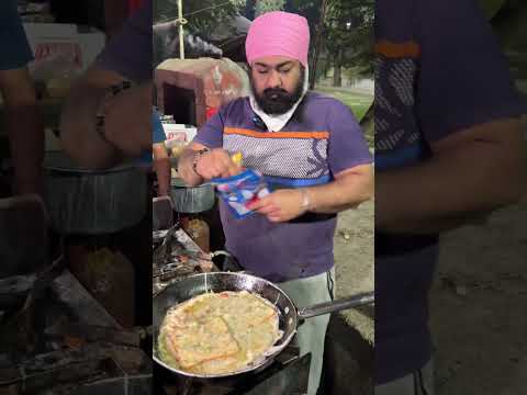 आधे किलो वाला Chicken तंदूरी Omelette || Street Food || #shorts #shortvideo #shortfeed