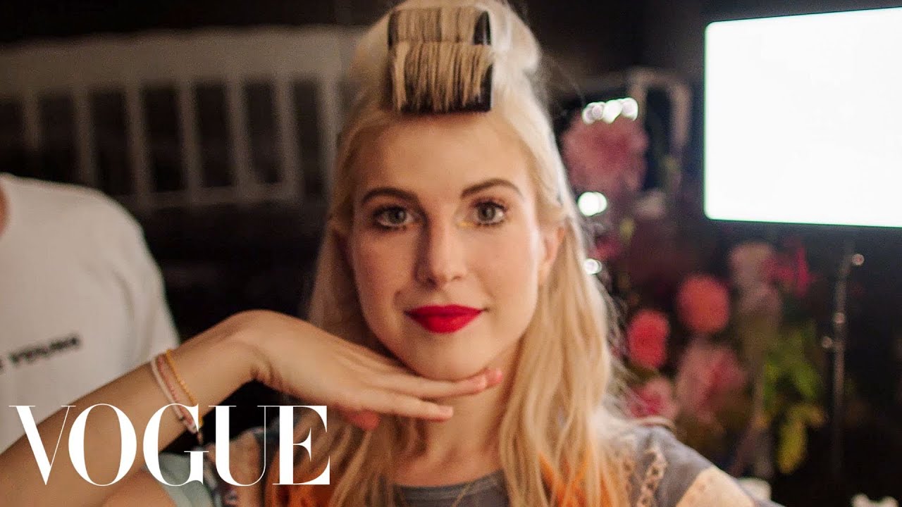 Paramore's Hayley Williams Gets Ready For Her LA Concert Vogue