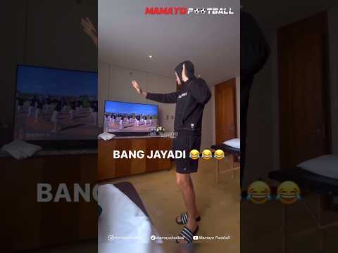 Momen Lucu Ragnar Oratmangoen Rekam Jay Idzes Yang Sedang Joget Senam SKJ Di Hotel Pemain Timnas