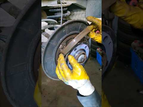 Теперь РУЧНИК не будет клинить! ЗОЛОТЫЕ руки снова в деле💪😉 Now the HANDBRAKING will not jam!