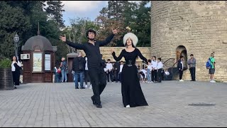 Чёрные Глаза Лезгинка 2025 Девушки Танцуют Круто Алма-Ата ALISHKA Баку Cherniye Qlaza Lezginka Dance
