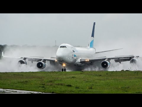 BOEING 747 LANDING on a WET RUNWAY with INTENSE WATER SPRAY (4K)