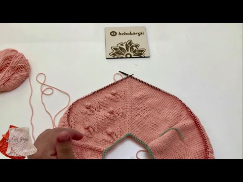 Kısa kollu bebek örgü elbise modeli