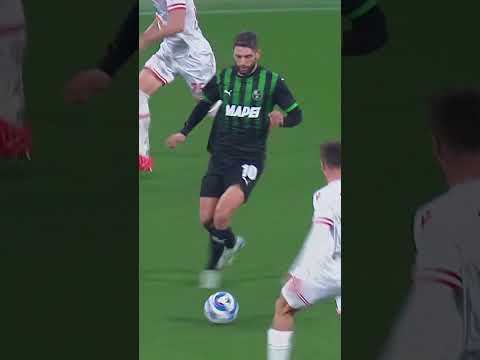 Capocannoniere e MVP della scorsa #SerieBKT 🅱️⚽ Ora il Bologna punta Laurienté 🇫🇷