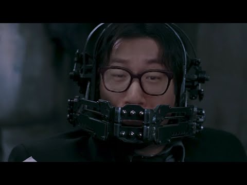 폭탄 목걸이 채워진 사람