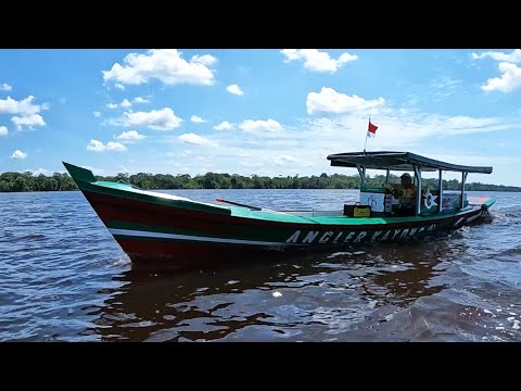 Begini jadinya jika nekat pergi mancing saat sedang pasang besar sampai banjir