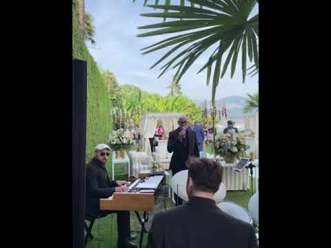 Black and White Music