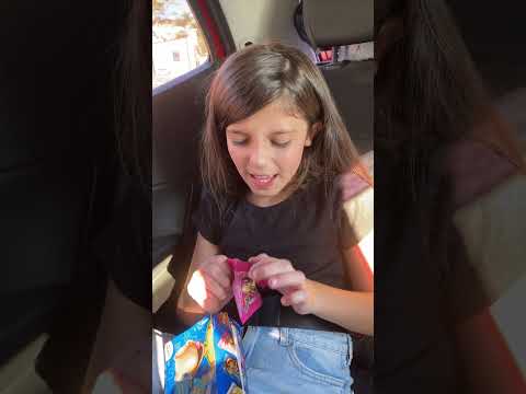 CHOCOLATE NO CARRO #shorts #fyp #fy #shortvideo #shortsviral #funny #fun #foryou #fypシ #fypシ゚viral