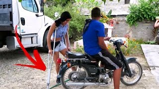 Falling Off a Motorcycle on Crutches (Real Dominican Vlog)