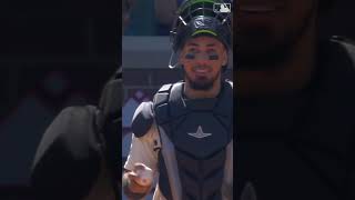 Bryan Woooooooooo 🔥  #baseball #mariners #mlb #sports