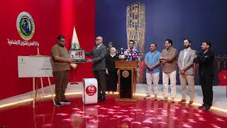 مراسيم تسليم الفائز بالجائزة الكبرى للسحبة الثانية على التوالي خلال اسبوع واحد للسحبة رقم (378)