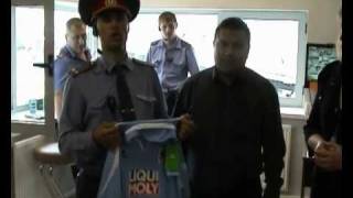 Polizeipräsident von Moskau, Trikotübergabe