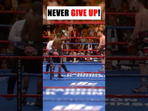 HE DOES THE IMPOSSIBLE AT THE END OF THE FIGHT. #boxing #shorts #fight #usa