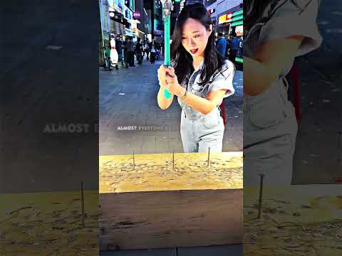Funny Smashing Nails Game