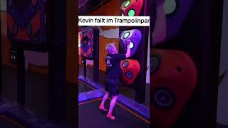 Papaplatte failt im Trampolinpark #shorts
