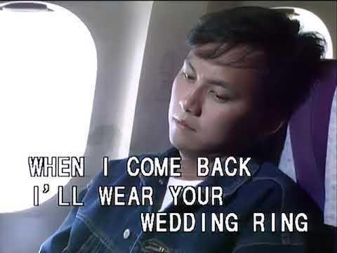 Leaving On A Jet Plane – Video Karaoke (Fitto)