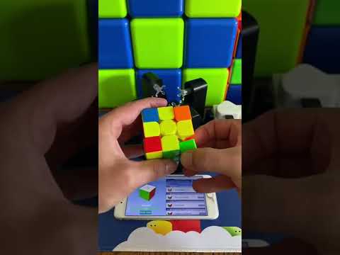 Can the Robot really solve Rubik’s cube #shorts