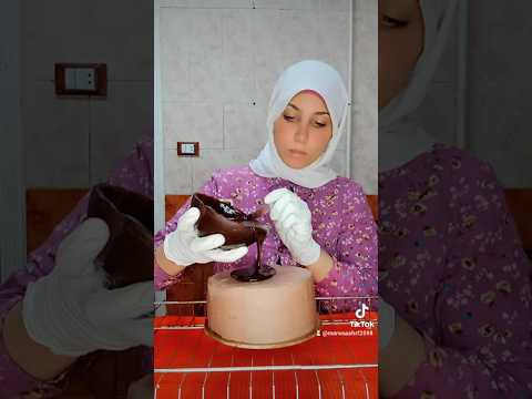 اسهل تزويق تورته عيد ميلاد بس حصل فيها حدثه بس الحمدلله اتعالجت 🥺🤭😂