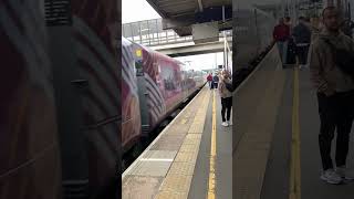 Class 360105+3601?? Arrive into Bedford for St Pancras Intl.