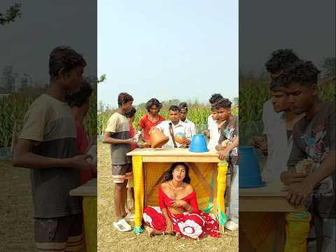The girl is earning money by posing under the table with hot looks.