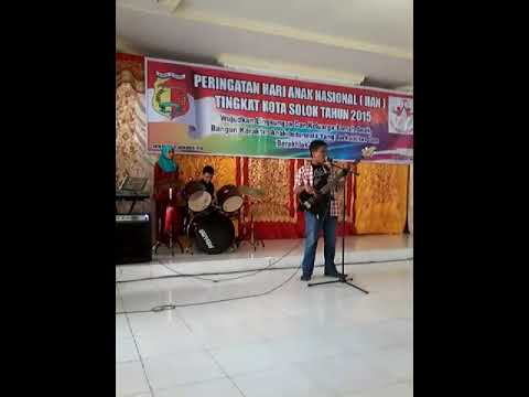 Penampilan Group Band SLB Autisma YPPA Solok Dalam