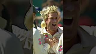 Gibbs falls into Warne's trap!