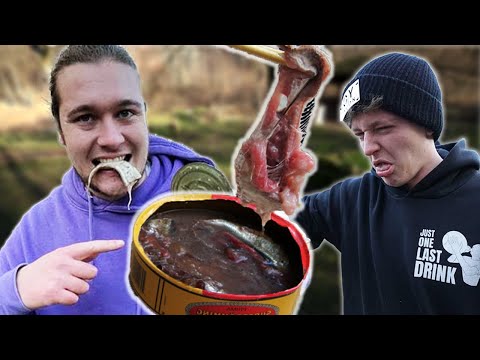 ŽEREME NEJODPORNĚJŠÍ JÍDLO NA SVĚTĚ ☠️ @StudioMoonTV
