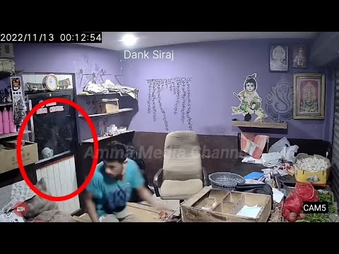 Ghost recorded in haunted house 💀 | Real ghost new video 😱 | Scary ghost video | Dank Siraj