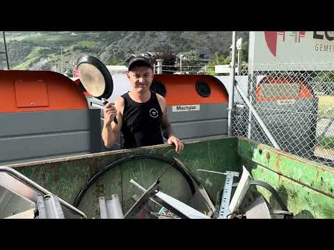 In Search of Treasures We are looking for treasure in the trash🫡 в поисках сокровищ 👍ищем клад 😱