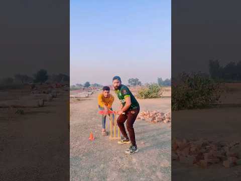 Cute baby cricket 🏏 #shortsyoutube #shortvideos