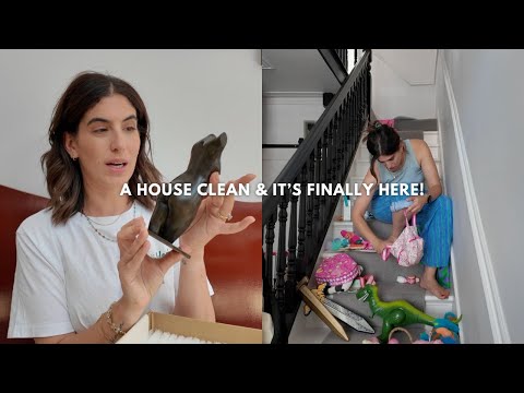 CLEANING THE HOUSE, WEEKEND VLOGGING & OMG IT'S HERE!! | Lily Pebbles